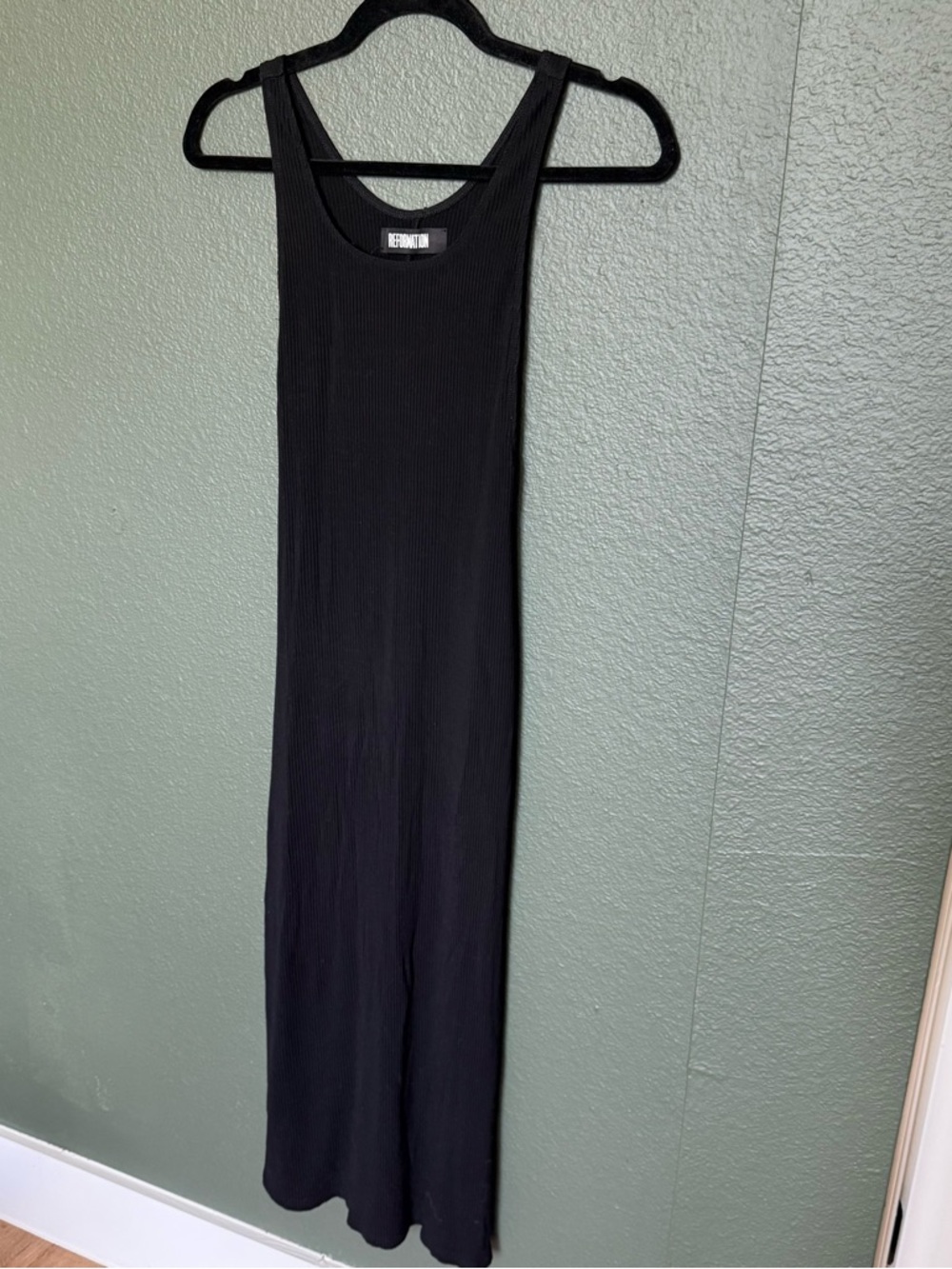 Reformation midi dress | XS